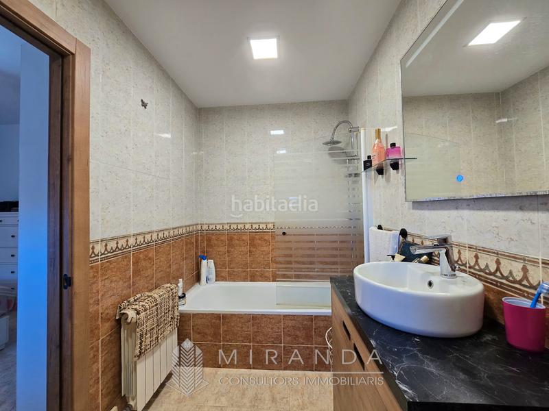 Foto d8387b31-ad86-4d28-ab0f-f31a2bf72b37. Chalet with fireplace heating parking pool in Bigues i Riells del Fai