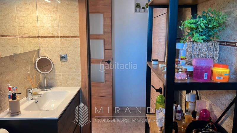 Foto da02dd11-f3b3-4410-b728-15243f71d883. Chalet with fireplace heating parking pool in Bigues i Riells del Fai