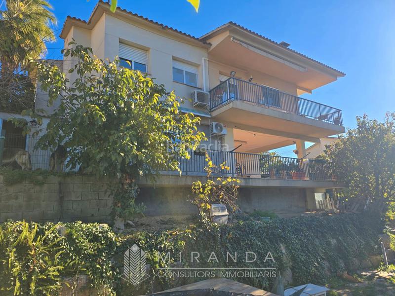 Foto dbe3065f-6bbf-42b9-bffa-ab94ea7c1be6. Chalet with fireplace heating parking pool in Bigues i Riells del Fai