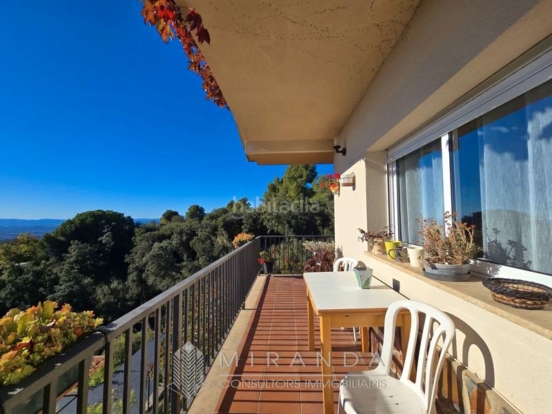 Foto e9148b71-f650-4be3-933d-6ce79ffc8a42. Chalet with fireplace heating parking pool in Bigues i Riells del Fai