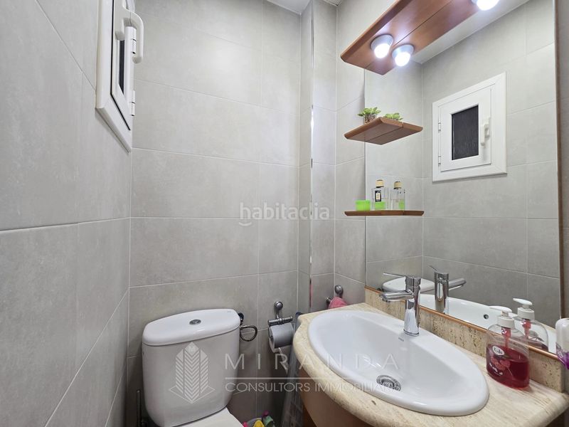 Foto d7ead5bc-7263-4d92-9110-e2b455547c76. Piso exclusiva quinta planta con vistas a la Sagrada Família | eixample dret en Barcelona