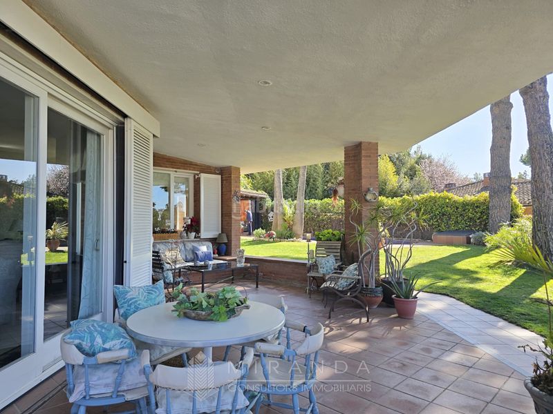 Foto 8e805a4b-efd5-4945-8d3d-081c3e51e894. Chalet en Les Bilbenyes Sant Vicenç de Montalt