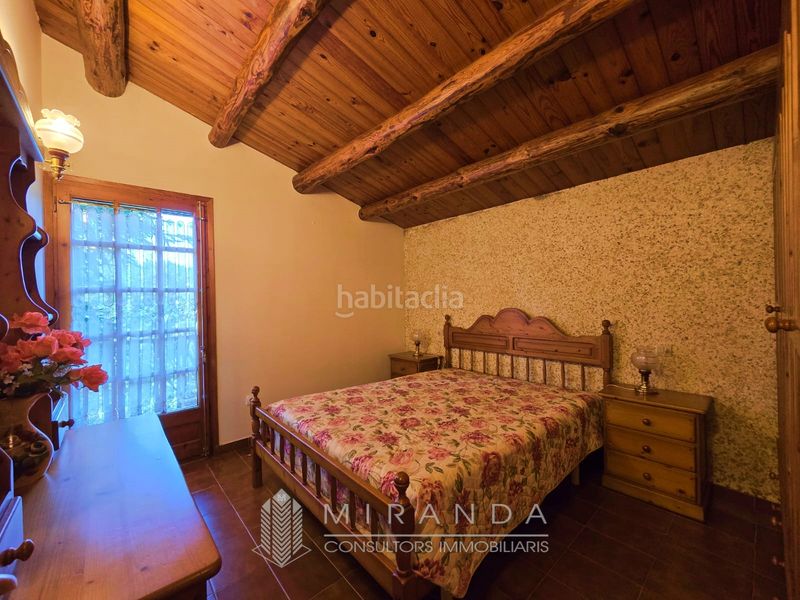 Foto c6184463-335b-4fac-977f-e639e3531ab9. Xalet amb xemeneia calefacció aparcament a Riells i Viabrea