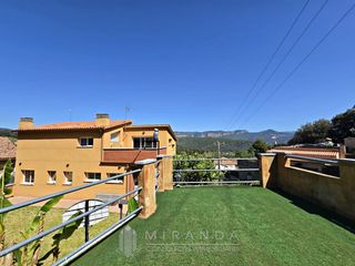 Chalet  Avinguda del castell de montbui