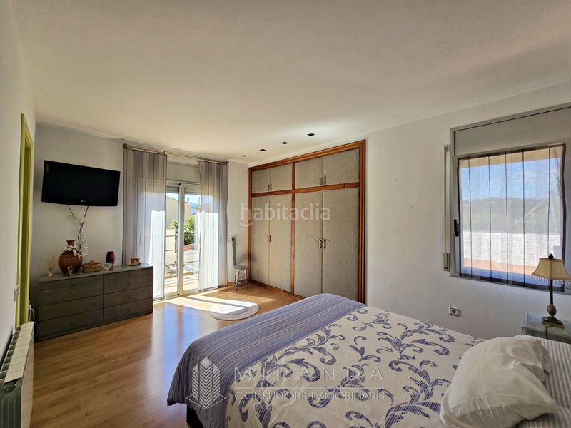Foto 93e65298-3187-4773-9001-d629e54020bc. Casa adossada amb calefacció a Breda