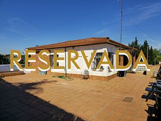 Miete Chalet  Passeig de can salgot. Alquiler de vivienda + local bar restaurante en can salgot – lli