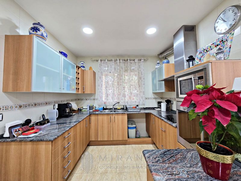 Foto 3e3c6ed1-3af1-4044-89c3-c1181ee36ecc. Xalet amb calefacció aparcament piscina a Cànoves i Samalús