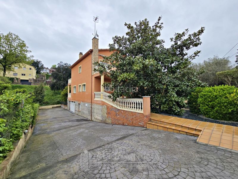 Foto 42664fe8-642a-471c-b9a7-a83be75ed1c1. Xalet amb calefacció aparcament piscina a Cànoves i Samalús