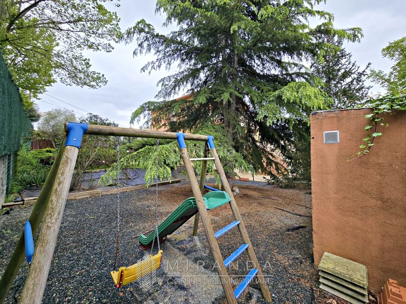 Foto f85e0590-8fc7-44b6-bb4f-34b1c08f4248. Xalet amb calefacció aparcament piscina a Cànoves i Samalús