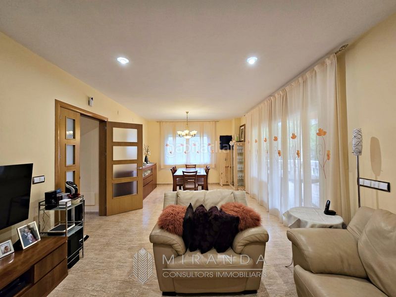 Foto f989e9de-1346-4427-bf57-879b9b38af7c. Xalet amb calefacció aparcament piscina a Cànoves i Samalús