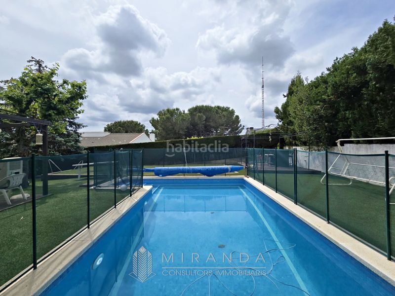Foto f6e7d30f-8e6b-4264-a176-a4193d62ea12. Chalet en Ametlla del Vallès (L´)