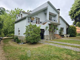 Chalet  Carrer cadí