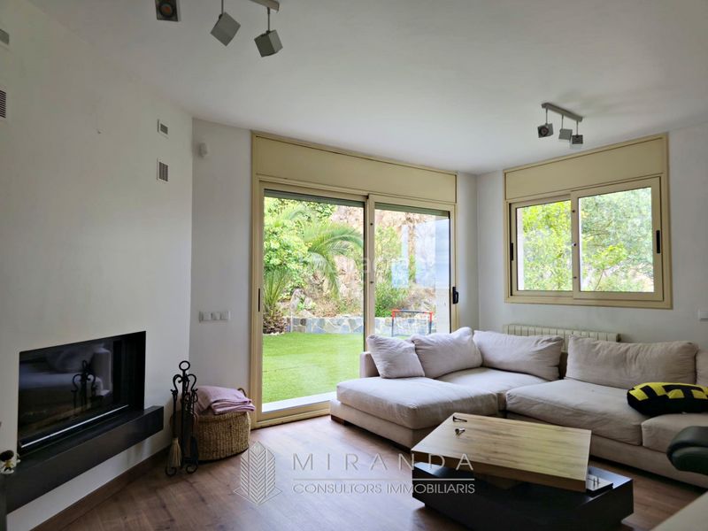 Foto 178f769a-239c-4585-b2a2-b0b508b3b2f1. Chalet en Vallromanes