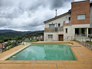 Chalet  Carrer senyors de fivaller