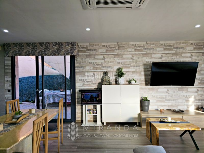 Foto b471a4c2-b0b1-4ca3-a548-e3a7a96e74b7. Chalet mit kamin parking pool in Lliçà d´Amunt