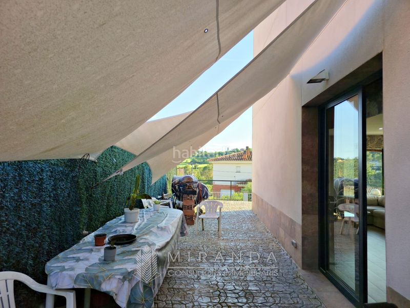 Foto dfda84cd-3ab9-405f-b862-f4ddd4f84c0c. Chalet mit kamin parking pool in Lliçà d´Amunt