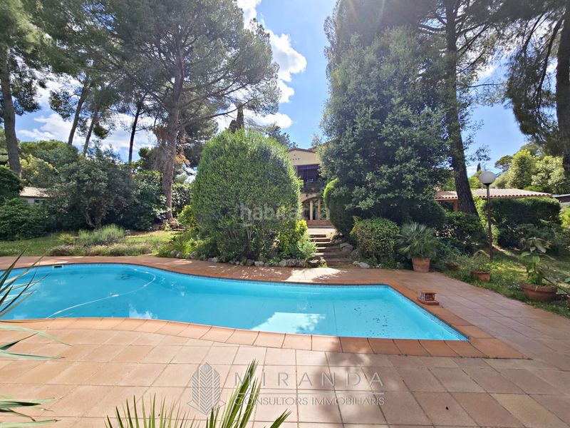 Foto 36654f6e-75f2-4b03-84a1-6a1c7514caf1. Chalet mit kamin parking pool in Ametlla del Vallès (L´)