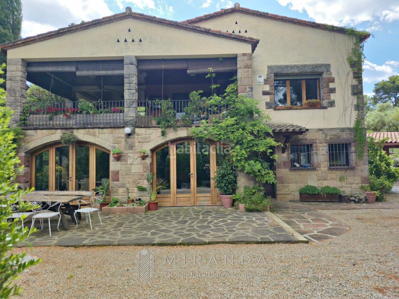 Foto 36e91684-3af7-4603-9917-7698496e58be. Chalet mit kamin parking pool in Ametlla del Vallès (L´)