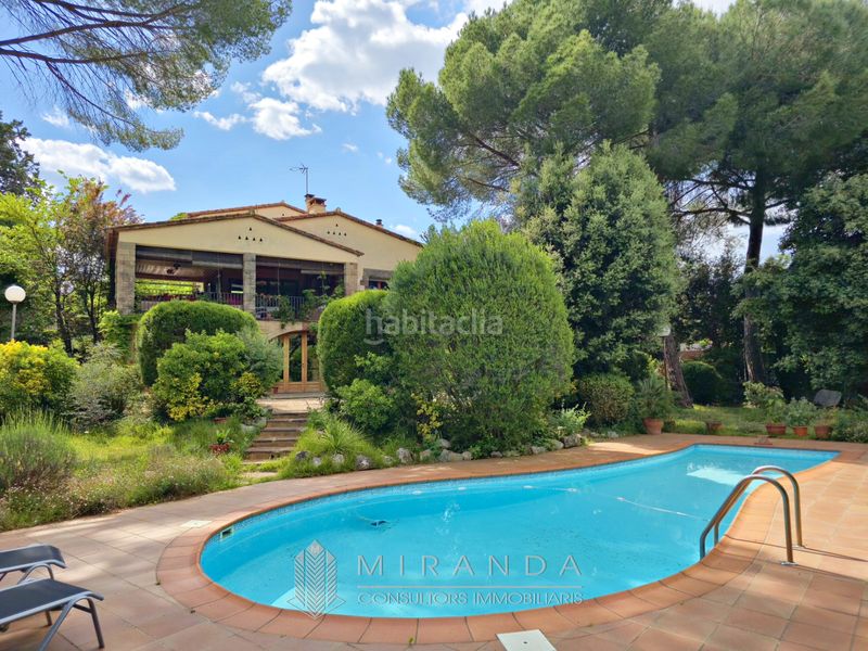 Foto 4e276f95-3a56-4d62-9596-a8f679310b42. Chalet mit kamin parking pool in Ametlla del Vallès (L´)