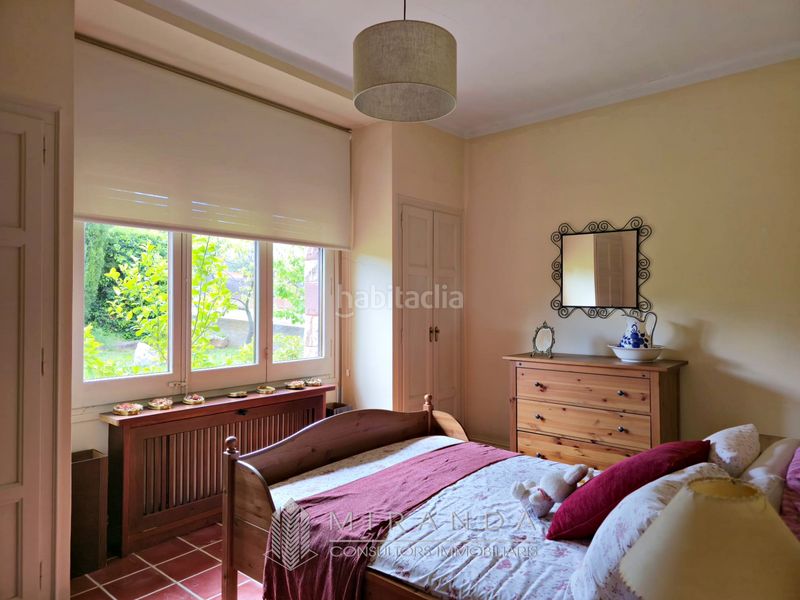 Foto a5e2f80d-f00c-443b-92e0-c66bfe7ab164. Chalet mit kamin parking pool in Ametlla del Vallès (L´)