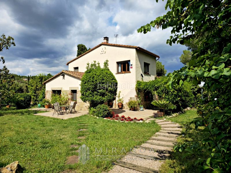 Foto ca9fc7f9-001e-452e-a9a7-56059b69748e. Chalet mit kamin parking pool in Ametlla del Vallès (L´)