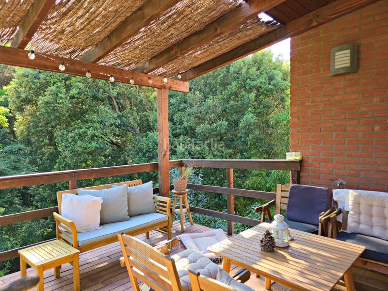Foto c237d66d-03a0-473e-a611-a8f7ac38ce60. Chalet en Ametlla del Vallès (L´)