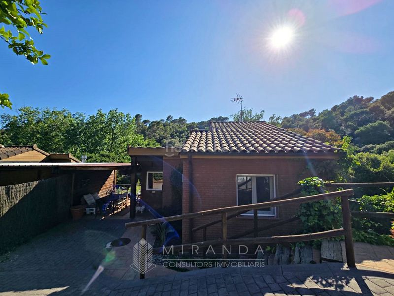 Foto f7d5b138-178d-4225-91a6-80e87597bee8. Chalet en Ametlla del Vallès (L´)