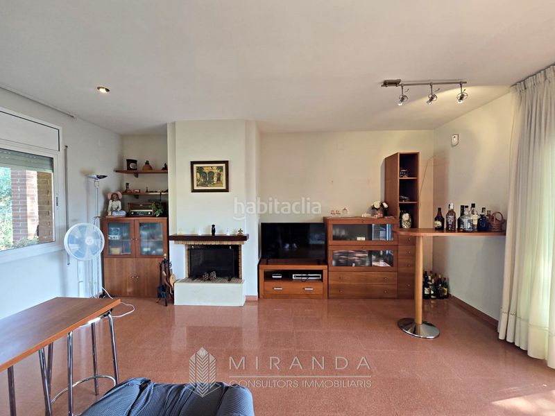 Foto 07eed95e-7915-4f7d-89b1-942156f9ee2a. Chalet with fireplace heating parking in Ametlla del Vallès (L´)