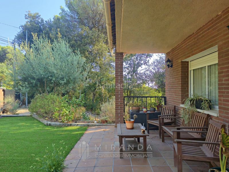 Foto 1e9f92a0-6920-4188-ac90-4c3fbcd192cc. Chalet with fireplace heating parking in Ametlla del Vallès (L´)