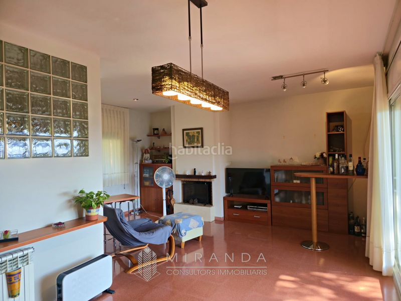 Foto 47cfbd0d-d8f7-4602-af39-0aed11adb559. Chalet with fireplace heating parking in Ametlla del Vallès (L´)