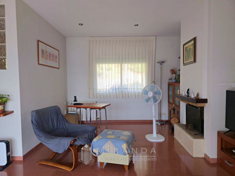 Foto 4d516733-f8ff-4f67-bf39-2082f4f4162c. Chalet with fireplace heating parking in Ametlla del Vallès (L´)