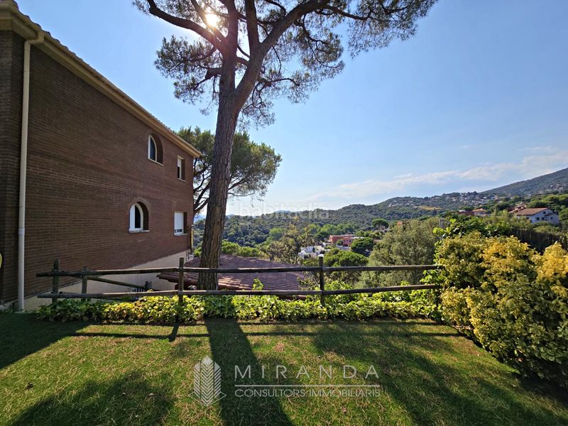 Foto 662a3dab-7773-4daf-92b2-d7cf989098d7. Chalet with fireplace heating parking in Ametlla del Vallès (L´)