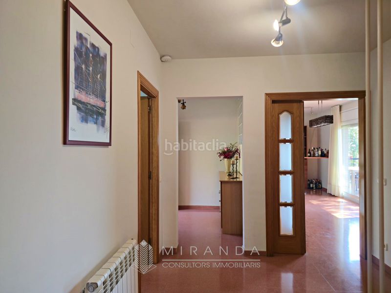 Foto 7fcb59f2-36cd-4b5a-8da7-6b9744aae479. Chalet with fireplace heating parking in Ametlla del Vallès (L´)