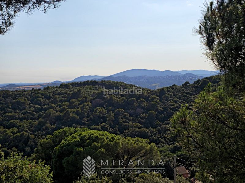 Foto adb8227c-8497-457e-85ca-149df3d45397. Chalet with fireplace heating parking in Ametlla del Vallès (L´)
