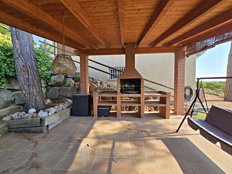 Foto f548b10e-9a78-4381-8dec-83e41eb5d410. Chalet with fireplace heating parking in Ametlla del Vallès (L´)
