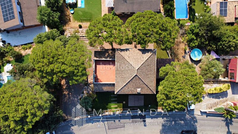 Foto f5f15984-22c0-4078-9ed7-abc9e6da85f0. Chalet with fireplace heating parking in Ametlla del Vallès (L´)