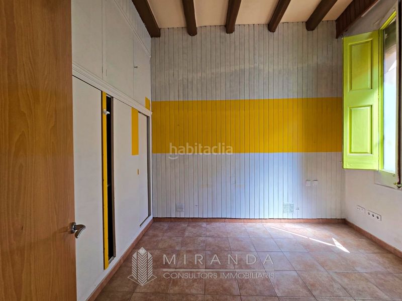 Foto 3da67a62-cc6b-4a2f-a15d-05dcf8e4ea59. Xalet amb xemeneia calefacció aparcament a Centre Garriga (La)