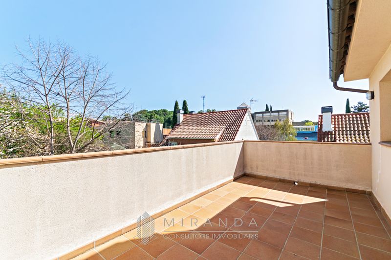 Foto 1f622916-9e64-428c-819e-9311ba7943e2. Xalet amb calefacció aparcament piscina a Can Violí - Can Poi del Bosc Garriga (La)