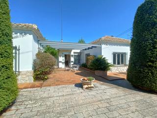 Chalet à Avenida les neveres, de 14. Una vivienda que ofrece mucho más de lo que aparenta