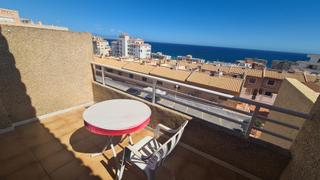 Haus en Avda costa blanca 31. Bungalow en la playa de arenales