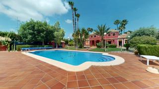 Xalet a Calle alzabaras alto 1042. Hermoso chalet que combina lujo, confort, funcionalidad y sosten