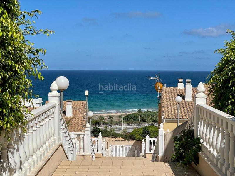 Foto 24ef549f-1c3d-49a0-91a0-dedd63052896. Casa en calle calle islas canarias 14 bungalow en playa de arenales en Elche / Elx