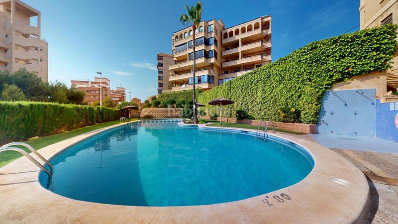 Foto 8eadb209-d74b-47ff-86cd-abc6e93adfc0. Rent penthouse with heating parking pool in Los Arenales del Sol Elche / Elx