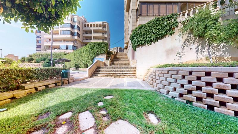 Foto cd9917ae-6a7e-45ab-8c4b-f6c12da0d4a9. Rent penthouse with heating parking pool in Los Arenales del Sol Elche / Elx