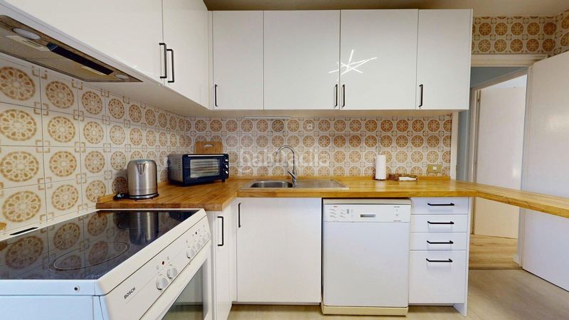 Foto f5b840f3-9f46-42da-8524-fa85b9a28260. Affitto piccolo appartamento in avenida de san bartolomé de tirajana 51 in Elche / Elx