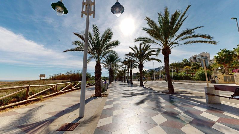 Foto f2a6feda-984a-4c7b-bf10-530ea9645e8a. Affitto piccolo appartamento con parcheggio piscina in Elche / Elx