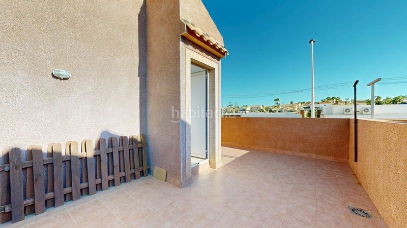 Foto 7b1fa363-e686-4592-a815-c8c12c9eecfa. Casa amb aparcament piscina a Monte y Mar Santa Pola