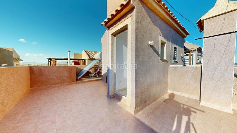 Foto 862ef1b1-9c50-4fb3-8ffc-3450a35bbc21. Casa amb aparcament piscina a Monte y Mar Santa Pola