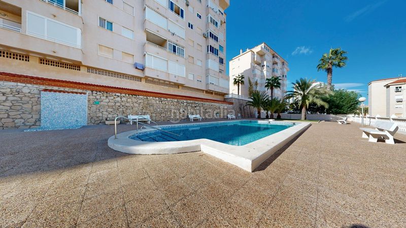 Foto 061ba6b3-2f78-4734-b294-afe56bc23b72. Location appartement dans calle malaga 13 dans Los Arenales del Sol Elche / Elx