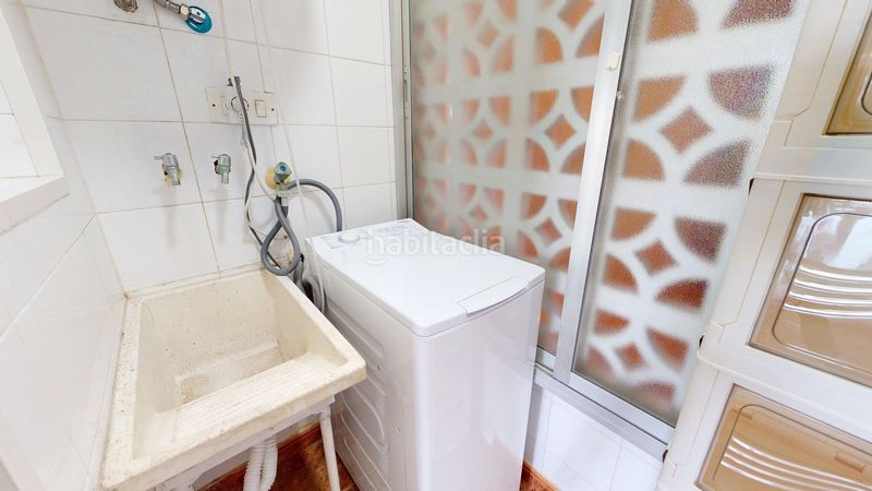 Foto 195e7420-246b-4b7e-a7ca-141d4e0ee615. Location appartement dans calle malaga 13 dans Los Arenales del Sol Elche / Elx